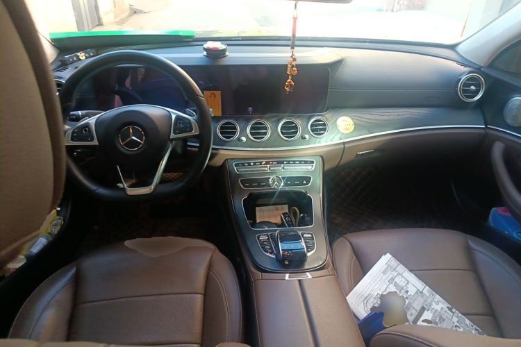 Used Mercedes-Benz E-Class 2018 Restyled E 300 L Sporty and Stylish Edition Center Console