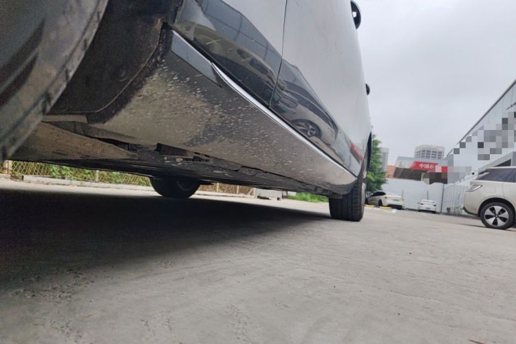 Used Mercedes-Benz E-Class 2018 E 300 L Luxury Model Chassis Front Left