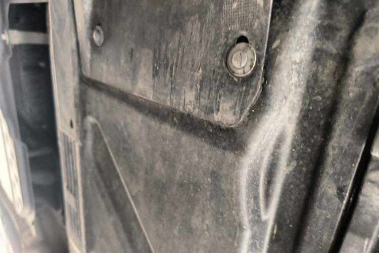Used Mercedes-Benz E-Class 2018 E 200 L Sport Edition Chassis Front Left