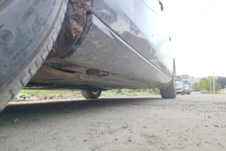 Used Mercedes-Benz E-Class 2018 Facelifted E 300 L Stylish Version Chassis Front Left