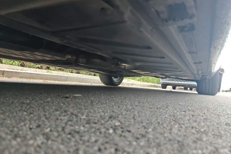 Used Mercedes-Benz E-Class 2018 Facelift E 200 L Chassis Front Left