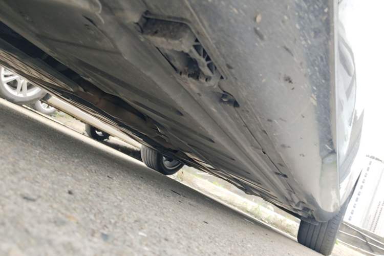 Used Mercedes-Benz E-Class 2018 E 300 L Stylish Model Chassis Front Left