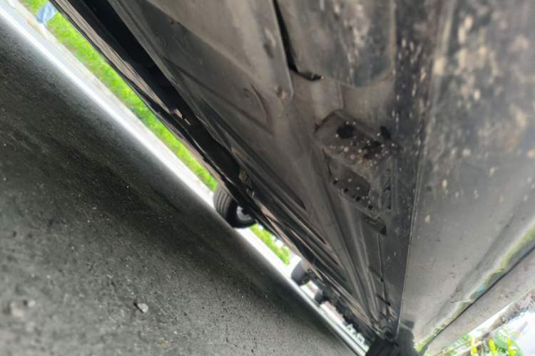 Used Mercedes-Benz E-Class 2018 E 300 L Sport Luxury Edition Chassis Front Left