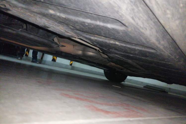 Used Mercedes-Benz E-Class 2018 E 300 L Luxury Model Chassis Front Left
