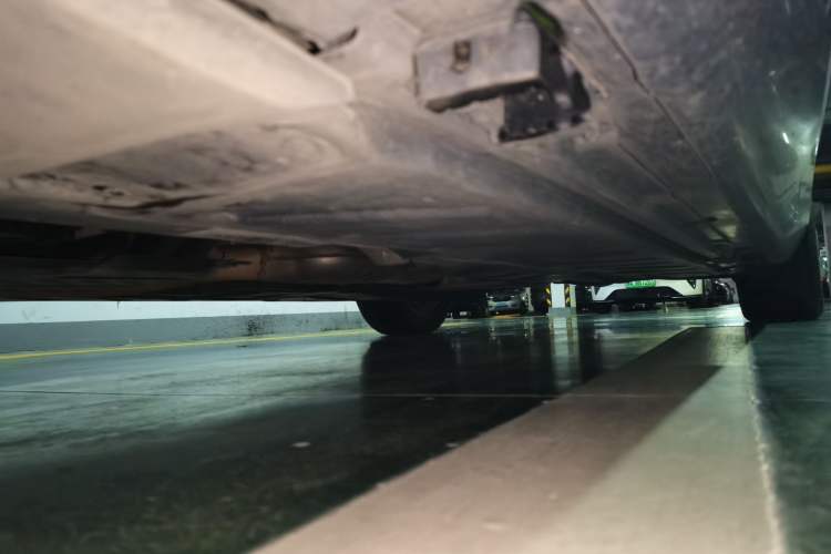 Used Mercedes-Benz E-Class 2018 E 300 L Luxury Model Chassis Front Left