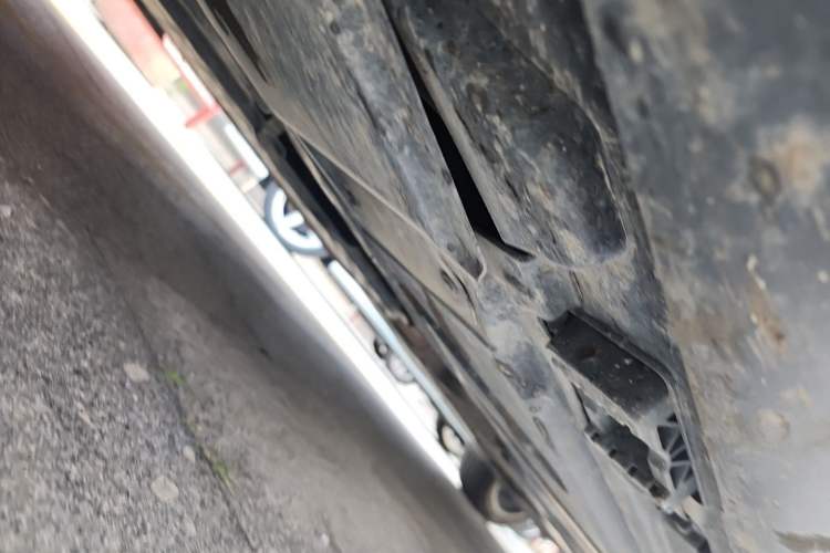 Used Mercedes-Benz E-Class 2018 Facelift E 200 L Chassis Front Left