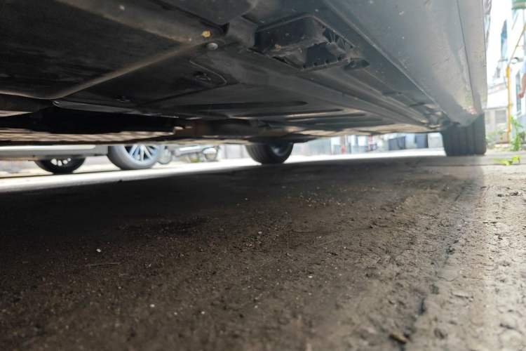 Used Mercedes-Benz E-Class 2018 Facelift E 200 L Sport Edition Chassis Front Left