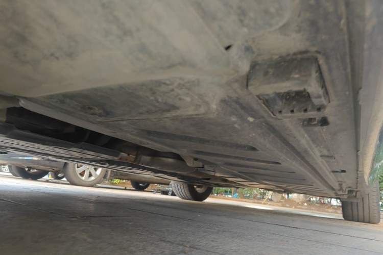 Used Mercedes-Benz E-Class 2018 Facelift E 200 L Chassis Front Left