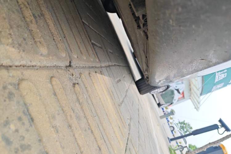 Used Mercedes-Benz E-Class 2018 Facelift E 200 L Chassis Front Left