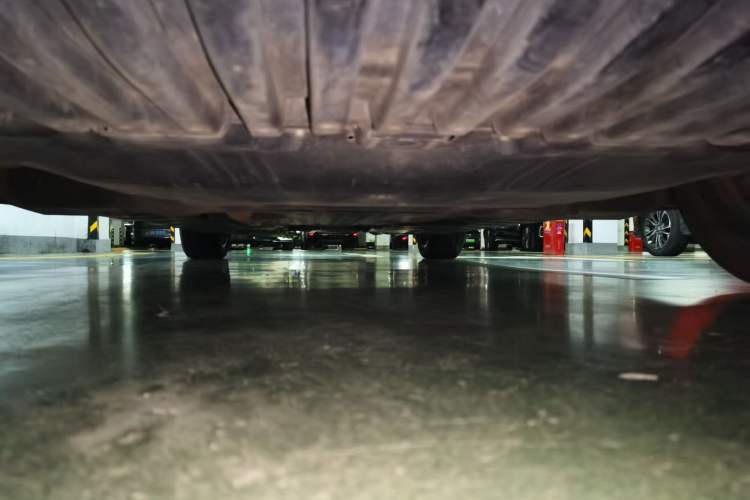 Used Mercedes-Benz E-Class 2018 E 300 L Luxury Model Chassis Front