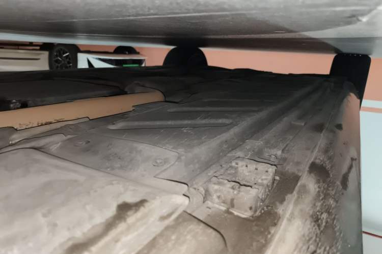Used Mercedes-Benz E-Class 2018 E 200 L Chassis Front Right