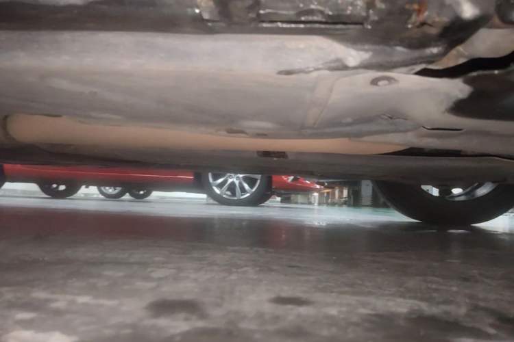 Used Mercedes-Benz E-Class 2018 Facelift E 200 L Chassis Front Right