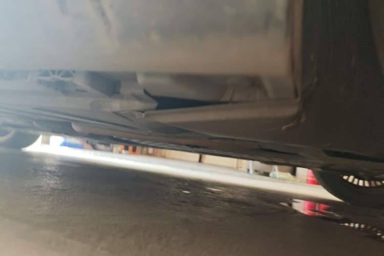 Used Mercedes-Benz E-Class 2018 Facelift E 200 L Chassis Front Right