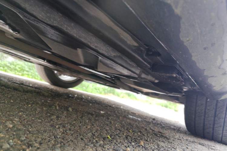 Used Mercedes-Benz E-Class 2018 Facelift E 200 L Sport Edition Chassis Front Right