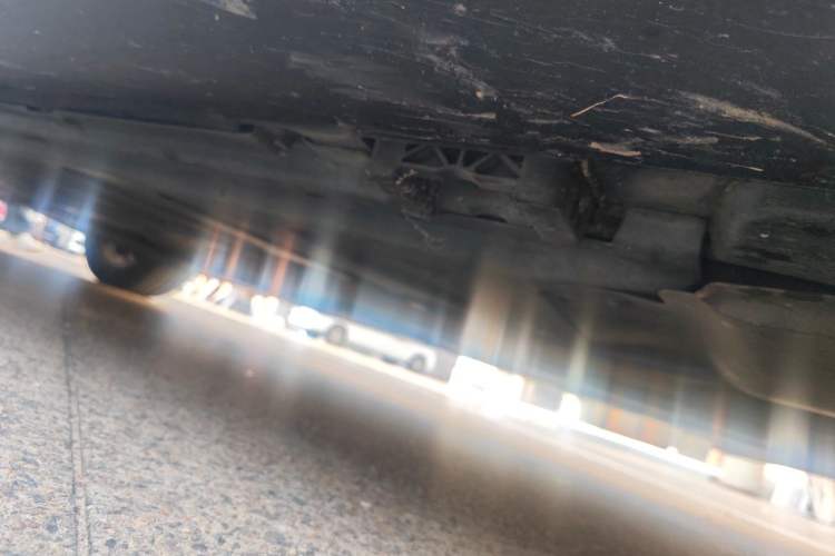 Used Mercedes-Benz E-Class 2018 E 300 L Luxury Model Chassis Front Right