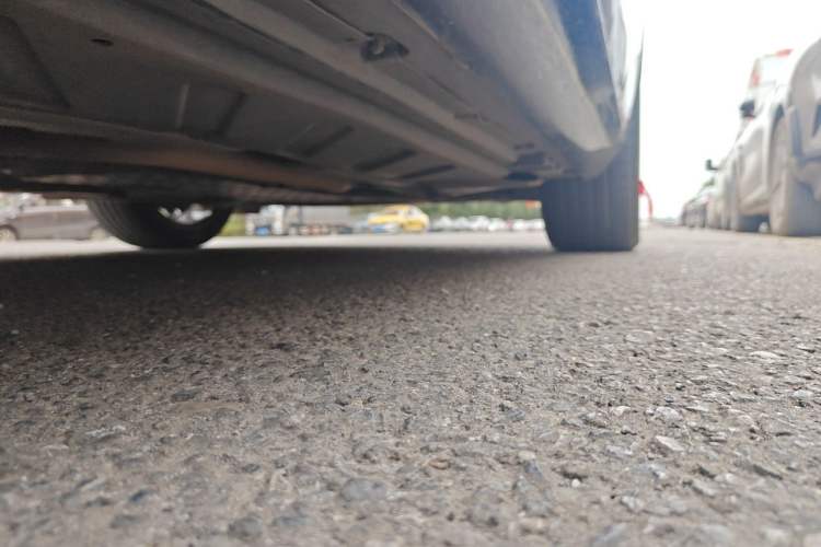 Used Mercedes-Benz E-Class 2018 Facelift E 200 L Chassis Front Right