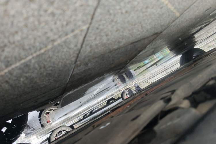 Used Mercedes-Benz E-Class 2018 Facelift E 200 L Chassis Front Right