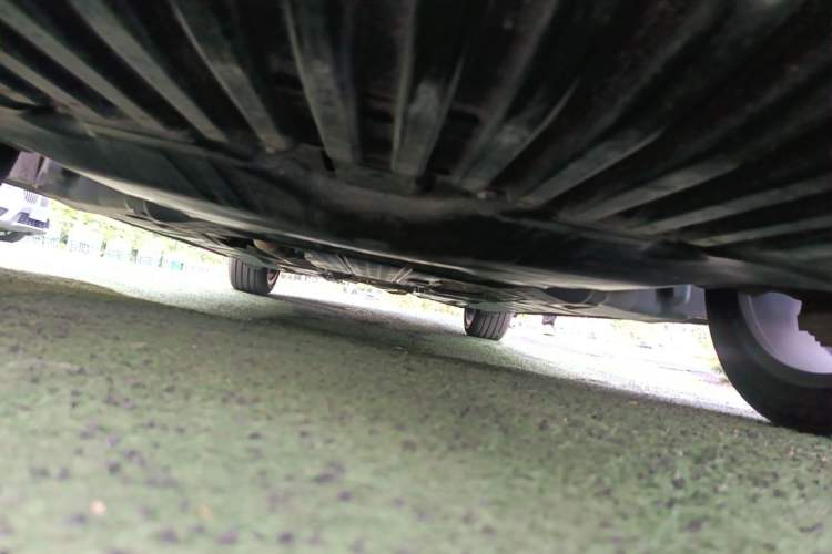 Used Mercedes-Benz E-Class 2018 Facelift E 200 L Sport Edition Chassis Rear Left