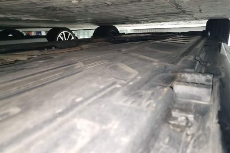 Used Mercedes-Benz E-Class 2018 Facelift E 200 L 4MATIC Chassis Rear Left