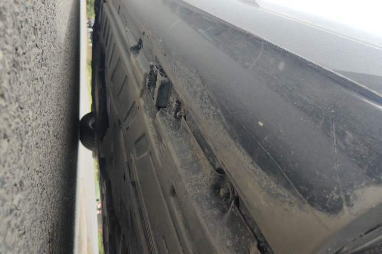 Used Mercedes-Benz E-Class 2018 Facelift E 200 L 4MATIC Chassis Rear Left