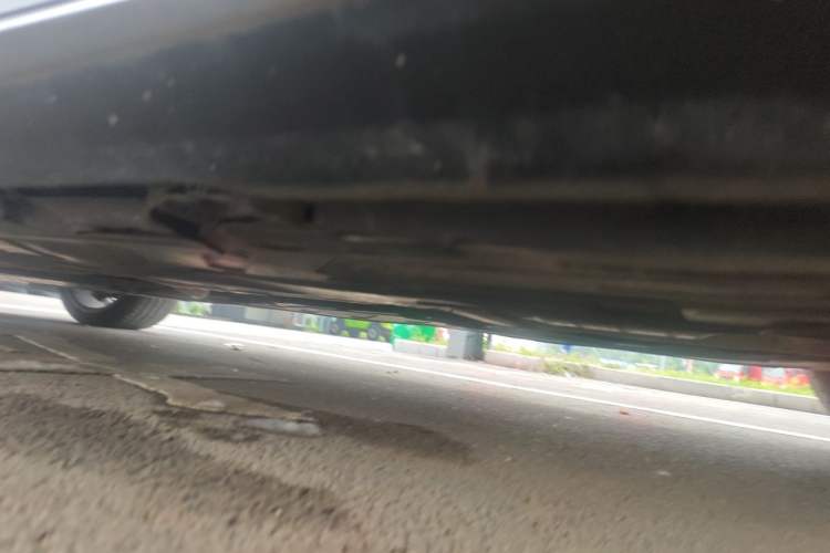 Used Mercedes-Benz E-Class 2018 E 320 L Sport 4MATIC Chassis Rear Left