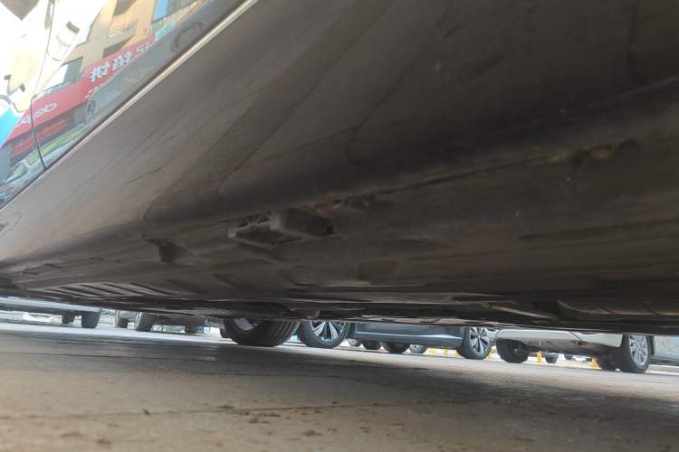 Used Mercedes-Benz E-Class 2018 Facelift E 200 L Chassis Rear Left