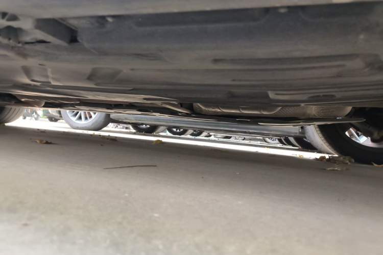 Used Mercedes-Benz E-Class 2018 Facelift E 200 L Sport Edition Chassis Rear Left