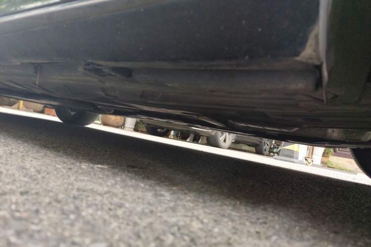 Used Mercedes-Benz E-Class 2018 E 300 L Sport Luxury Edition Chassis Rear Left
