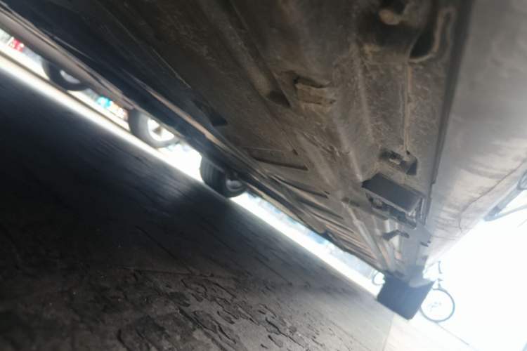 Used Mercedes-Benz E-Class 2018 E 300 L Luxury Model Chassis Rear Right