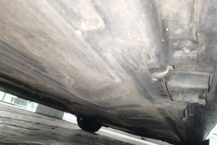 Used Mercedes-Benz E-Class 2018 Facelift E 200 L 4MATIC Chassis Rear Right