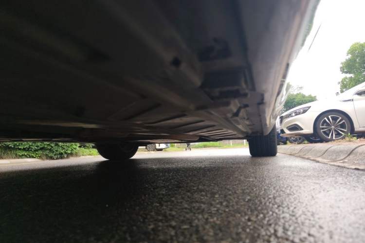 Used Mercedes-Benz E-Class 2018 E 200 L Chassis Rear Right