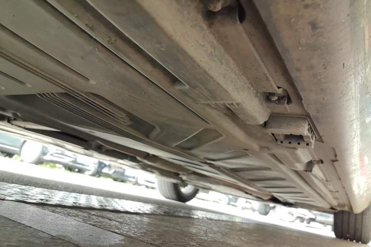 Used Mercedes-Benz E-Class 2018 Facelift E 200 L Chassis Rear Right