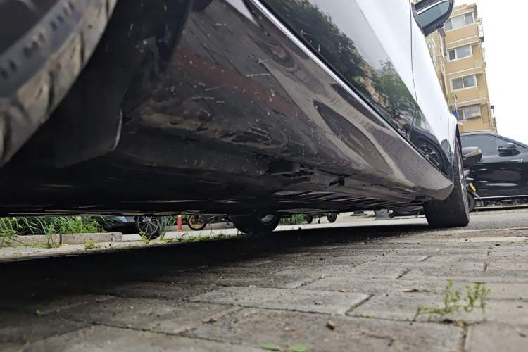Used Mercedes-Benz E-Class 2018 Facelifted E 300 L Stylish Version Chassis Rear Right