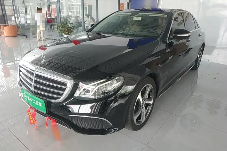 Używany Mercedes-Benz E-Class 2018 E 300 L Sport Luxury Edition Guazi used car, China used car export, Used car for sale, Used cars, Cheapest cars for sale