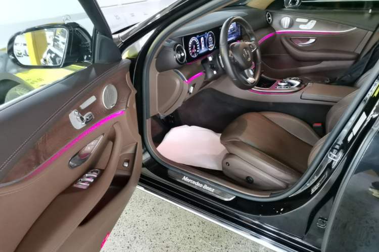 Used Mercedes-Benz E-Class 2018 Facelift E 300 L Luxury Edition Driver Seat