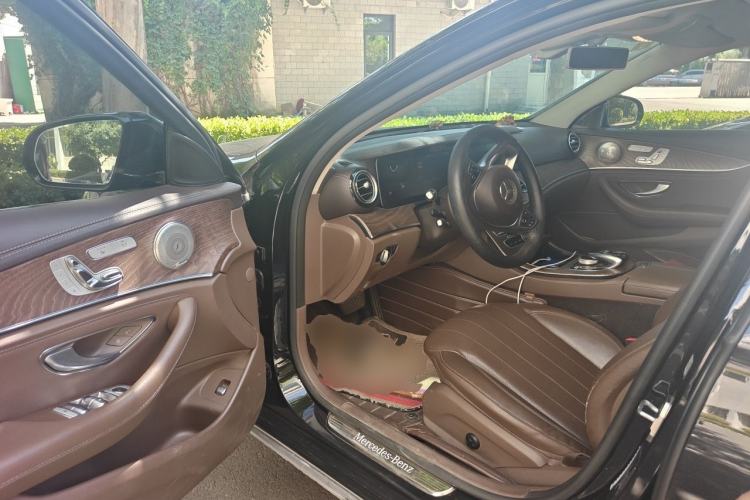 Used Mercedes-Benz E-Class 2018 Facelift E 300 L Luxury Edition Driver Seat