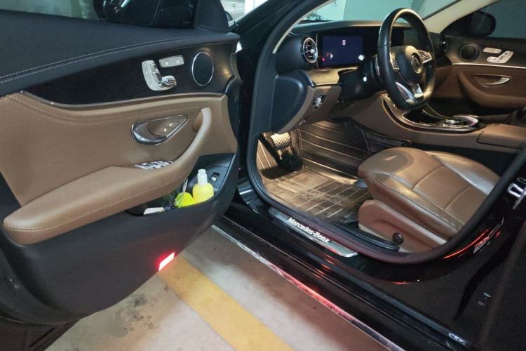 Used Mercedes-Benz E-Class 2018 Restyled E 300 L Sporty and Stylish Edition Driver Seat