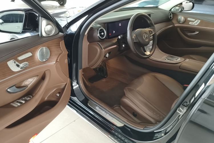 Used Mercedes-Benz E-Class 2018 Facelift E 300 L Luxury Edition Driver Seat