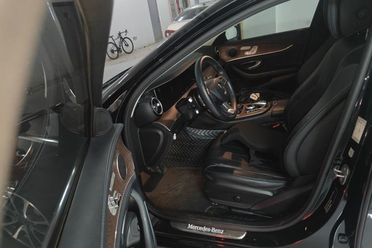 Used Mercedes-Benz E-Class 2018 Facelift E 300 L Luxury Edition Driver Seat