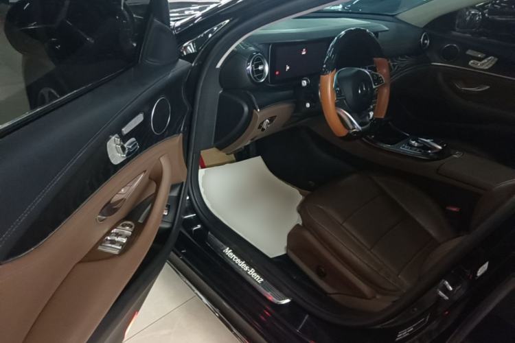 Used Mercedes-Benz E-Class 2018 Restyled E 300 L Sport Luxury Edition Driver Seat