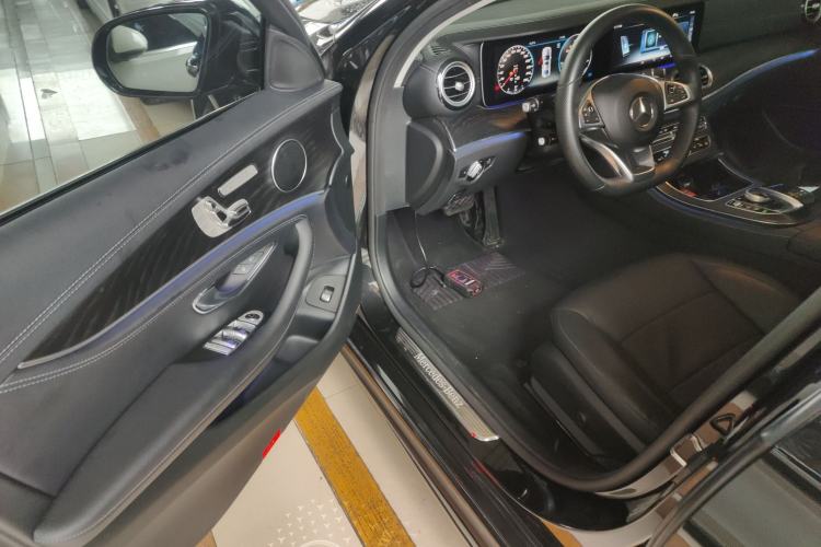 Used Mercedes-Benz E-Class 2018 Restyled E 300 L Sport Luxury Edition Driver Seat