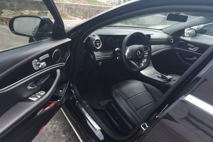 Used Mercedes-Benz E-Class 2018 Restyled E 300 L Sport Luxury Edition Driver Seat
