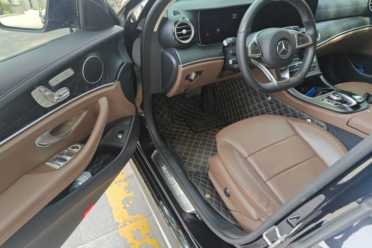 Used Mercedes-Benz E-Class 2018 Restyled E 300 L Sporty and Stylish Edition Driver Seat
