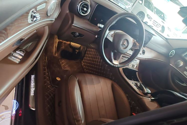 Used Mercedes-Benz E-Class 2018 Facelifted E 300 L Stylish Version Driver Seat