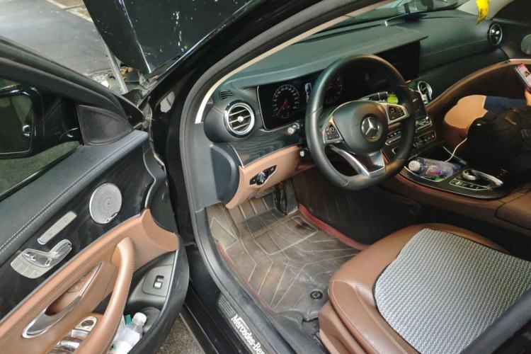 Used Mercedes-Benz E-Class 2018 E 300 L Sport Luxury Edition Driver Seat