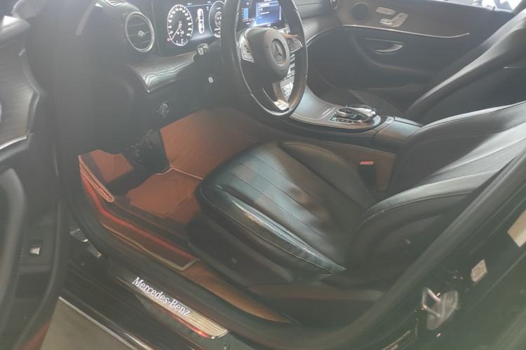 Used Mercedes-Benz E-Class 2018 Facelifted E 300 L Stylish Version Driver Seat