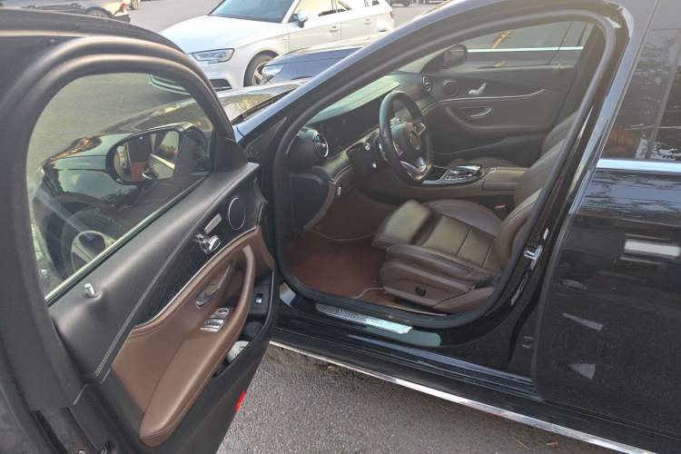 Used Mercedes-Benz E-Class 2018 E 200 L Sport Edition Driver Seat