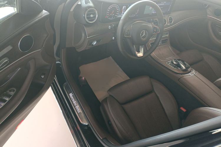 Used Mercedes-Benz E-Class 2018 E 200 L Driver Seat