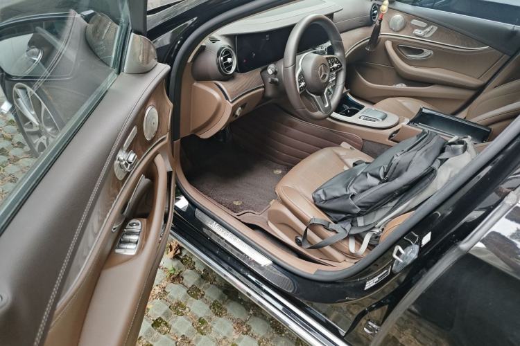 Used Mercedes-Benz E-Class 2018 Facelift E 300 L Luxury Edition Driver Seat