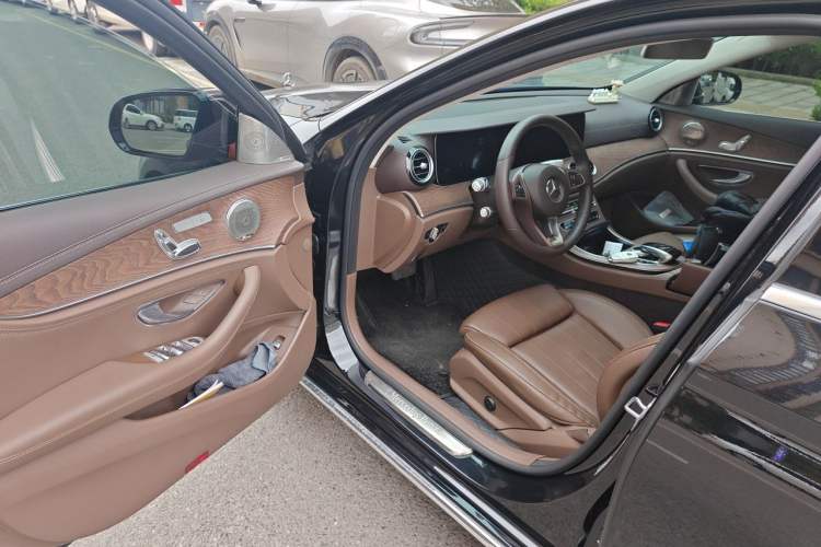 Used Mercedes-Benz E-Class 2018 Facelift E 200 L Driver Seat